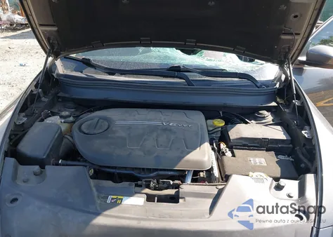 2014 Jeep Cherokee Latitude z USA, uszkodzony, nr VIN 1C4PJMCS7EW281654